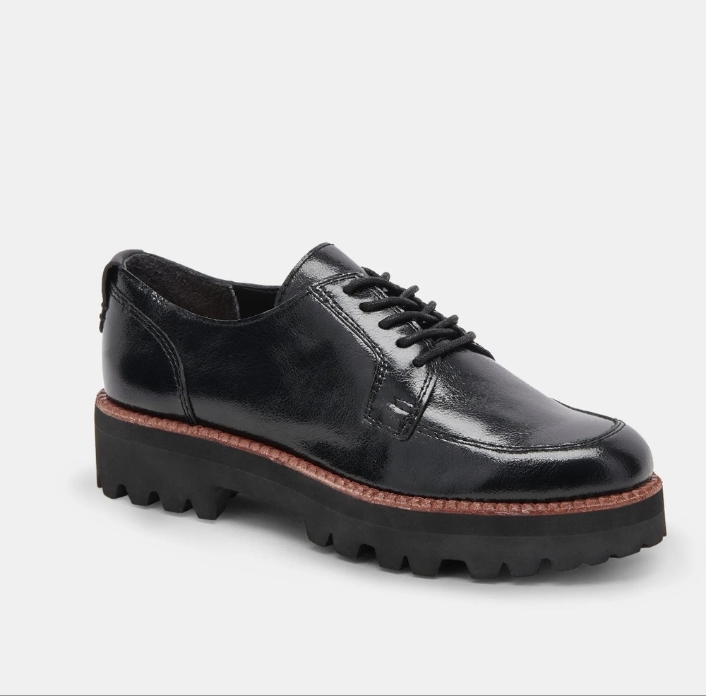 Dolce Vita Black Patent Leather Chunky Lug Sole Oxford Loafers Size 8